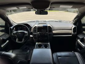 2019 FORD F250 SUPER DUTY CREW CAB PICKUP V8, TURBO DIESEL, 6.7 LITER LARIAT PICKUP 4D 6 3/4 FT