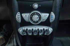 2010 MINI HARDTOP HATCHBACK 4-CYL, 1.6 LITER COOPER HATCHBACK 2D