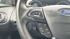 2018 Ford Focus - Image 25