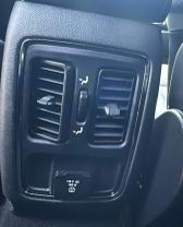 2020 Jeep Grand Cherokee - Image 18