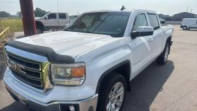 2015 GMC SIERRA 1500 CREW CAB PICKUP V8, ECOTEC3, 5.3 LITER SLE PICKUP 4D 5 3/4 FT