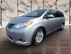 2013 TOYOTA SIENNA VAN V6, 3.5 LITER XLE MINIVAN 4D