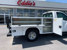 2015 FORD F250 SUPER DUTY 8FT KNAPHEIDE SERVICE BED TRUCK WITH 1,000 LBS LIFT GATE SERVICE/UTILITY TRUCKS V8, FLEX FUEL, 6.2 LITER XL PICKUP 2D 8 FT - Eddies Auto Sales