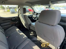2020 Chevrolet Silverado 1500 Crew Cab - Image 12