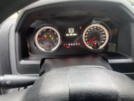 2014 RAM 1500 CREW CAB PICKUP V8, HEMI, 5.7 LITER EXPRESS PICKUP 4D 5 1/2 FT
