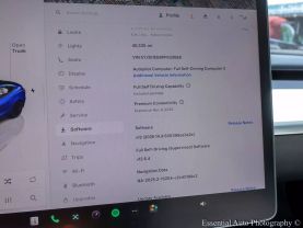 -2023 Tesla Model 3 - Image 22