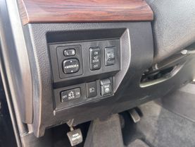 2021 TOYOTA TUNDRA CREWMAX PICKUP V8, 5.7 LITER LIMITED PICKUP 4D 5 1/2 FT