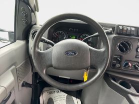 2015 FORD E450 SUPER DUTY CUTAWAY CUTAWAY V10, 6.8 LITER CUTAWAY VAN 2D