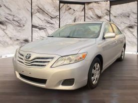 2010 TOYOTA CAMRY