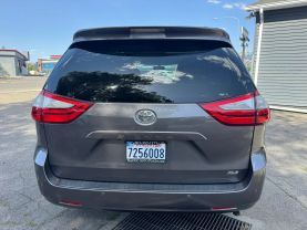 2016 TOYOTA SIENNA VAN V6, 3.5 LITER XLE MINIVAN 4D