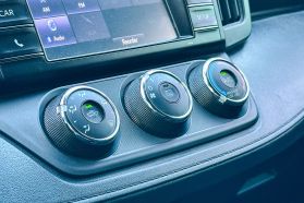 2018 TOYOTA RAV4 SUV - AUTOMATIC - Gentle Carmen Auto