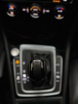 2015 VOLKSWAGEN GOLF R HATCHBACK 4-CYL, TURBO, 2.0 LITER HATCHBACK SEDAN 4D