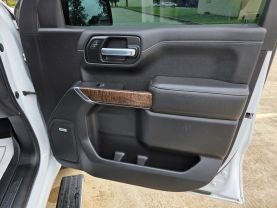 2021 GMC SIERRA 1500 CREW CAB PICKUP 6-CYL, TURBO DIESEL, 3.0 LITER DENALI PICKUP 4D 5 3/4 FT