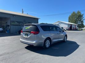 2017 CHRYSLER PACIFICA VAN V6, 3.6 LITER TOURING-L MINIVAN 4D