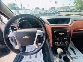 2017 CHEVROLET TRAVERSE SUV V6, 3.6 LITER LT SPORT UTILITY 4D