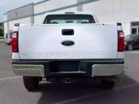 2010 FORD F350 SUPER DUTY REGULAR CAB PICKUP V8, TURBO DSL 6.4L XL PICKUP 2D 8 FT