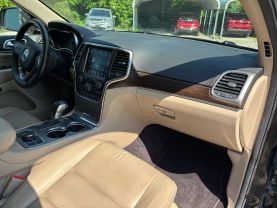 2018 JEEP GRAND CHEROKEE SUV V6, VVT, 3.6 LITER LIMITED SPORT UTILITY 4D at T&T Repairables - used car dealership in Spencer, Indiana.