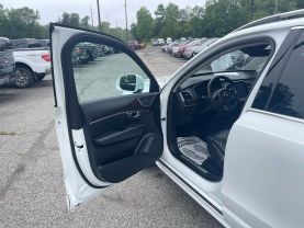 2019 VOLVO XC90