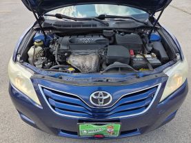 2010 Toyota Camry - Image 10