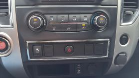 2018 Nissan Titan Crew Cab Sv Pickup 4d 5 1/2 Ft - Image 16