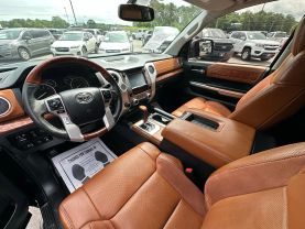2017 TOYOTA TUNDRA CREWMAX
