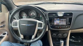 2013 CHRYSLER 200
