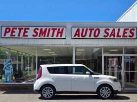 2017 Kia Soul+ Wagon 4d - Image 2