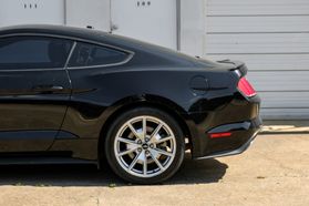 2015 Ford Mustang - Image 17