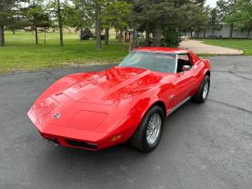 1974 CHEVROLET CORVETTE COUPE L48 V8 (350) STINGRAY