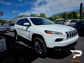 2017 JEEP CHEROKEE SUV V6, 3.2 LITER LATITUDE SPORT UTILITY 4D