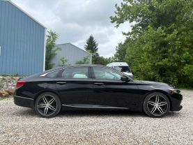 2021 HONDA ACCORD SEDAN 4-CYL, VTEC, TURBO, 2.0 LITER TOURING SEDAN 4D at T&T Repairables - used car dealership in Spencer, Indiana.
