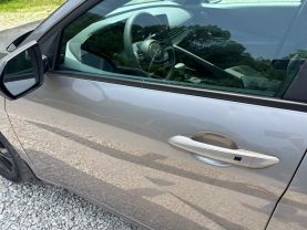 2023 HYUNDAI ELANTRA SEDAN 4-CYL, SULEV, 2.0 LITER SEL SEDAN 4D at T&T Repairables - used car dealership in Spencer, Indiana.