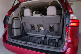 2020 TOYOTA SIENNA VAN V6, 3.5 LITER XLE MINIVAN 4D