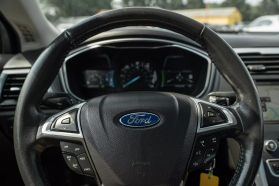 2016 FORD FUSION SEDAN 4-CYL, HYBRID, 2.0 LITER SE HYBRID SEDAN 4D