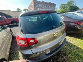 2009 VOLKSWAGEN TIGUAN SUV 4-CYL, TURBO, 2.0 LITER S SPORT UTILITY 4D