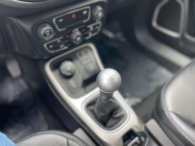 2018 Jeep Compass - Image 18