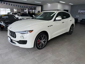 2017 MASERATI LEVANTE SUV V6, TWIN TURBO, 3.0 LITER SPORT UTILITY 4D