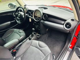 2011 MINI HARDTOP HATCHBACK 4-CYL, TURBO, 1.6 LITER COOPER S HATCHBACK 2D