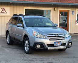 2013 SUBARU OUTBACK