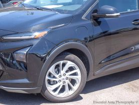 -2023 Chevrolet Bolt Euv - Image 3