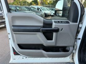 2018 FORD F250 SUPER DUTY SUPER CAB PICKUP V8, FLEX FUEL, 6.2 LITER XL PICKUP 4D 8 FT