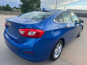 2017 CHEVROLET CRUZE SEDAN 4-CYL, TURBO, 1.4 LITER LT SEDAN 4D