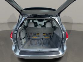 2013 TOYOTA SIENNA VAN V6, 3.5 LITER XLE MINIVAN 4D