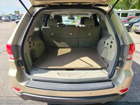 2011 JEEP GRAND CHEROKEE SUV V6, FLEX FUEL, 3.6 LITER LAREDO SPORT UTILITY 4D
