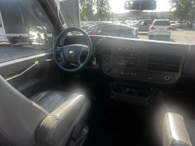 2018 CHEVROLET EXPRESS 2500 PASSENGER PASSENGER V8, FLEX FUEL, 6.0 LITER LT VAN 3D