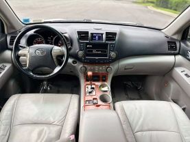2009 TOYOTA HIGHLANDER