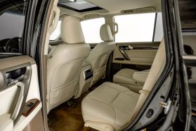 2017 LEXUS GX SUV V8, 4.6 LITER GX 460 SPORT UTILITY 4D