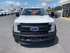 2017 FORD F450 SUPER DUTY SUPER CAB DRW 9FT KNAPHEIDE SERVICE BED TRUCK SERVICE/UTILITY TRUCKS V10, 6.8 LITER XLT 168" W.B. - Eddies Auto Sales