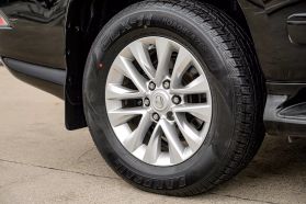 2017 LEXUS GX SUV V8, 4.6 LITER GX 460 SPORT UTILITY 4D