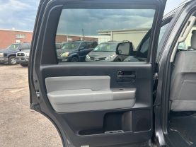 2015 TOYOTA SEQUOIA SUV V8, FLEX FUEL, 5.7 LITER SR5 SPORT UTILITY 4D